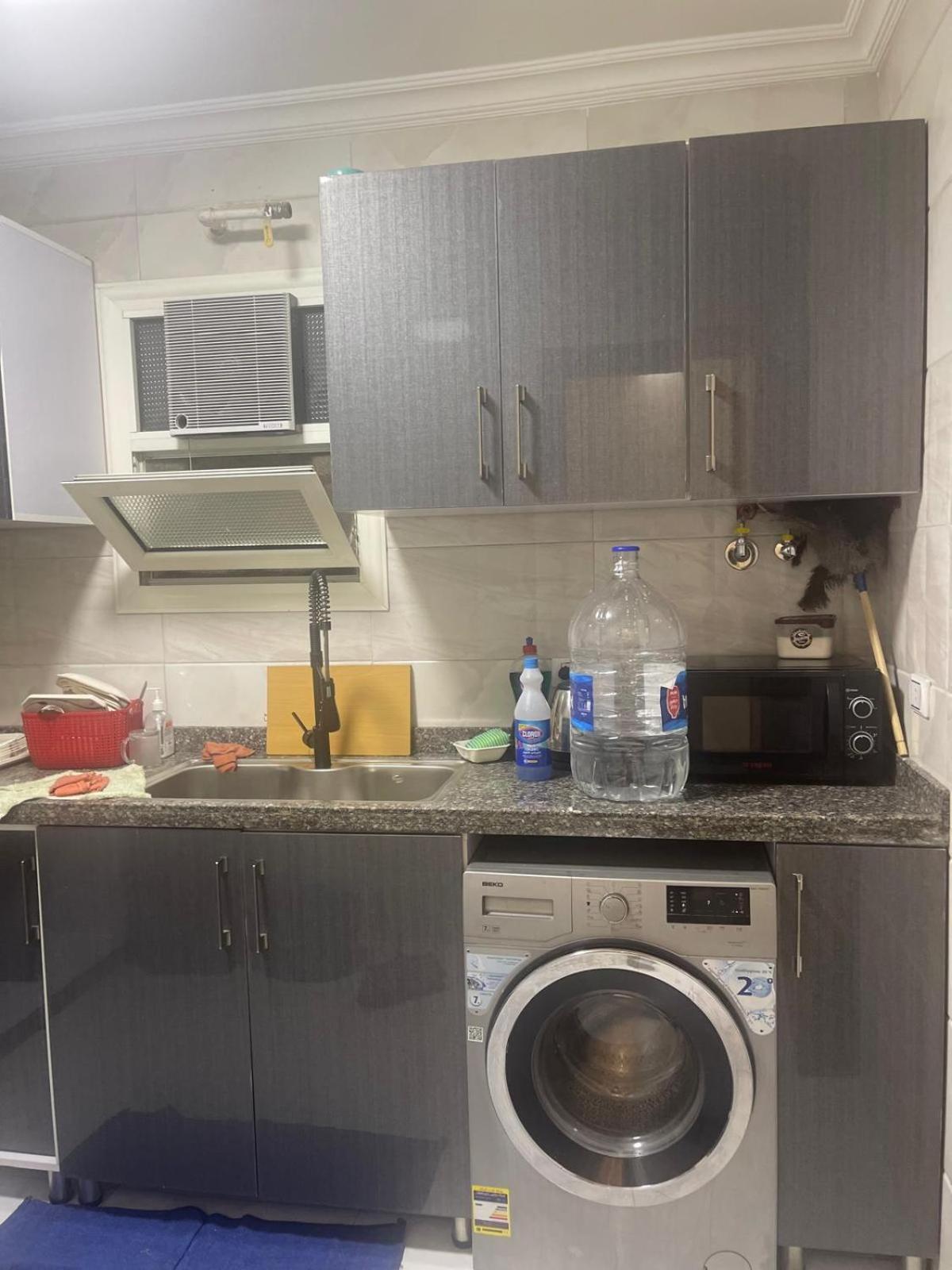 Apartment Al Ashir سوّق السيارات *