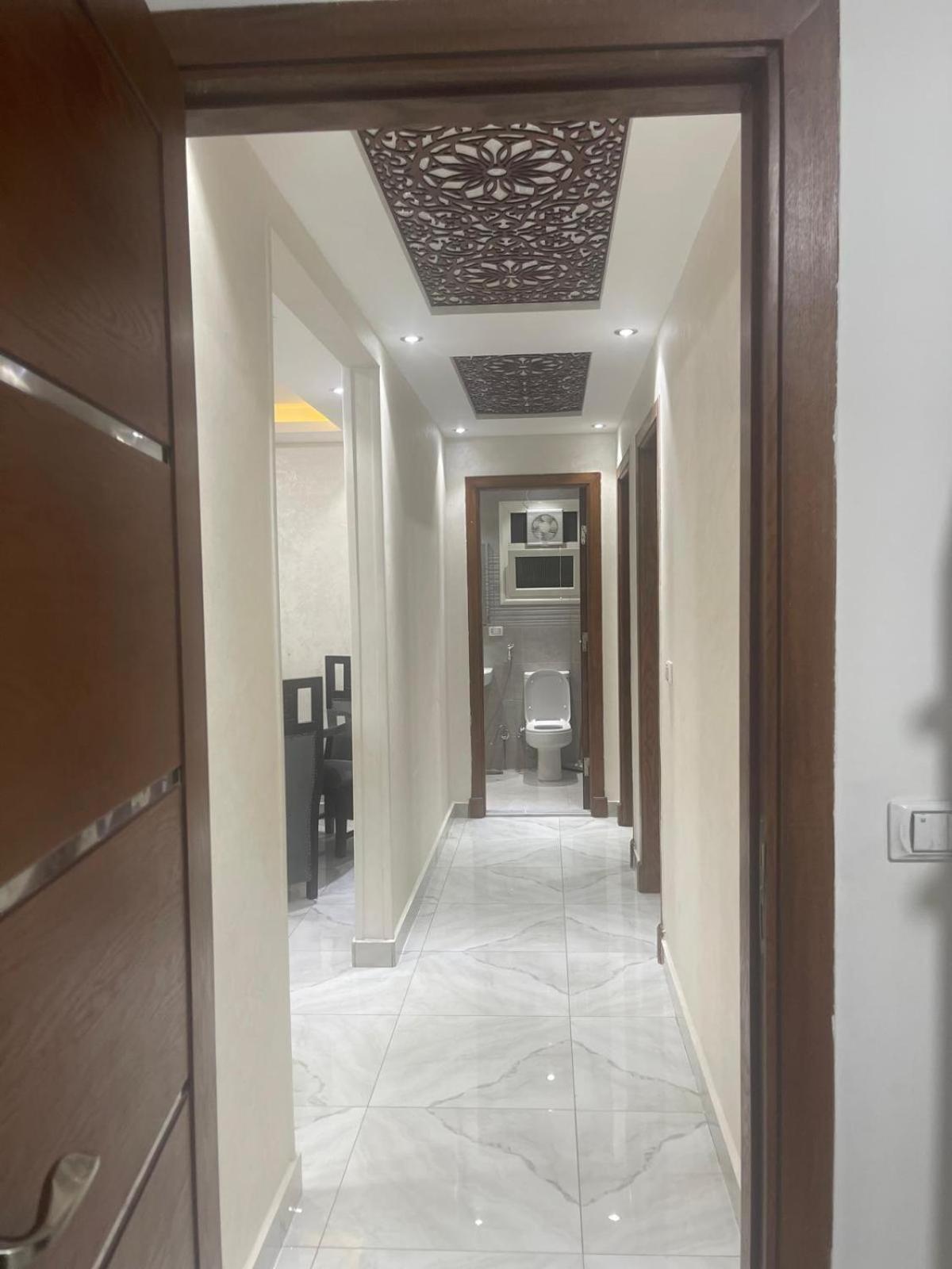 Apartment Al Ashir سوّق السيارات Cairo